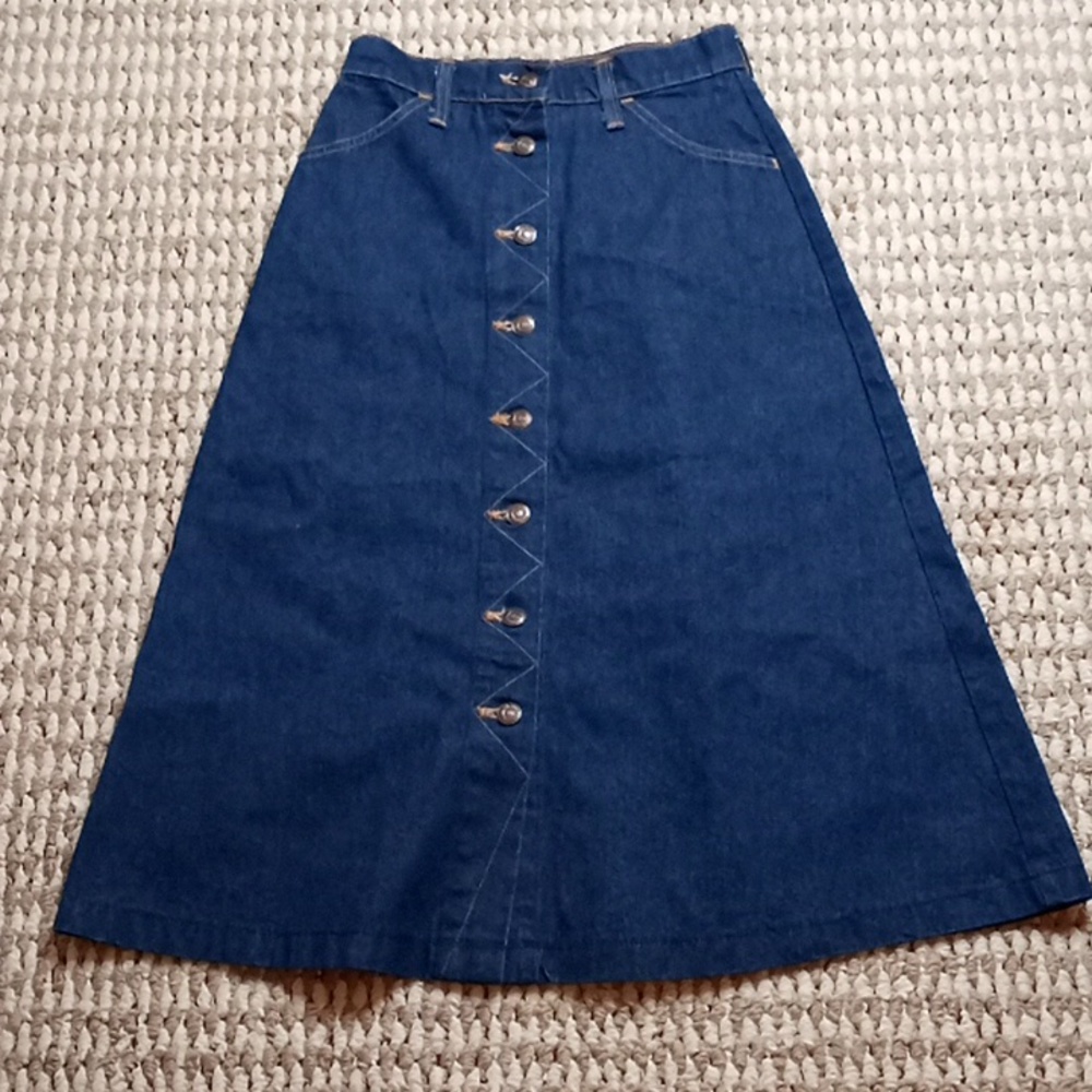 Levi's Levi Denim Jean Skirt Size 25 A Line Maxi Button Down Skirt Black Red Tag
